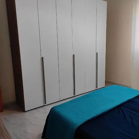 A Casa Di Nonno Pino Lägenhet Bari